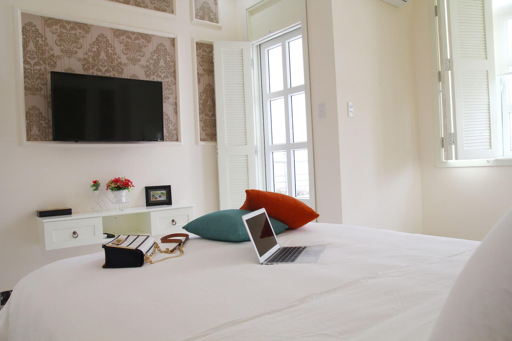 Chez Mimosa Boutique - New Address 135 Tran Hung Dao Ho Chi Minh City