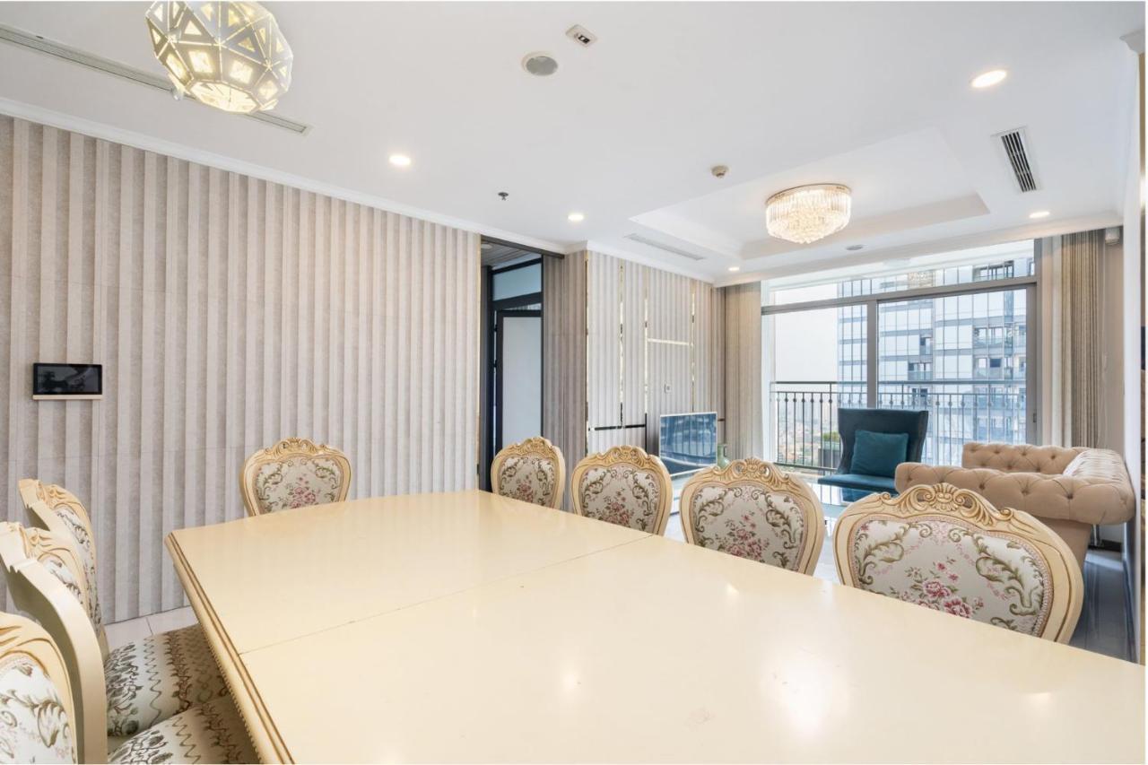 Vinhomes -christine Luxury * Ho Chi Minh City