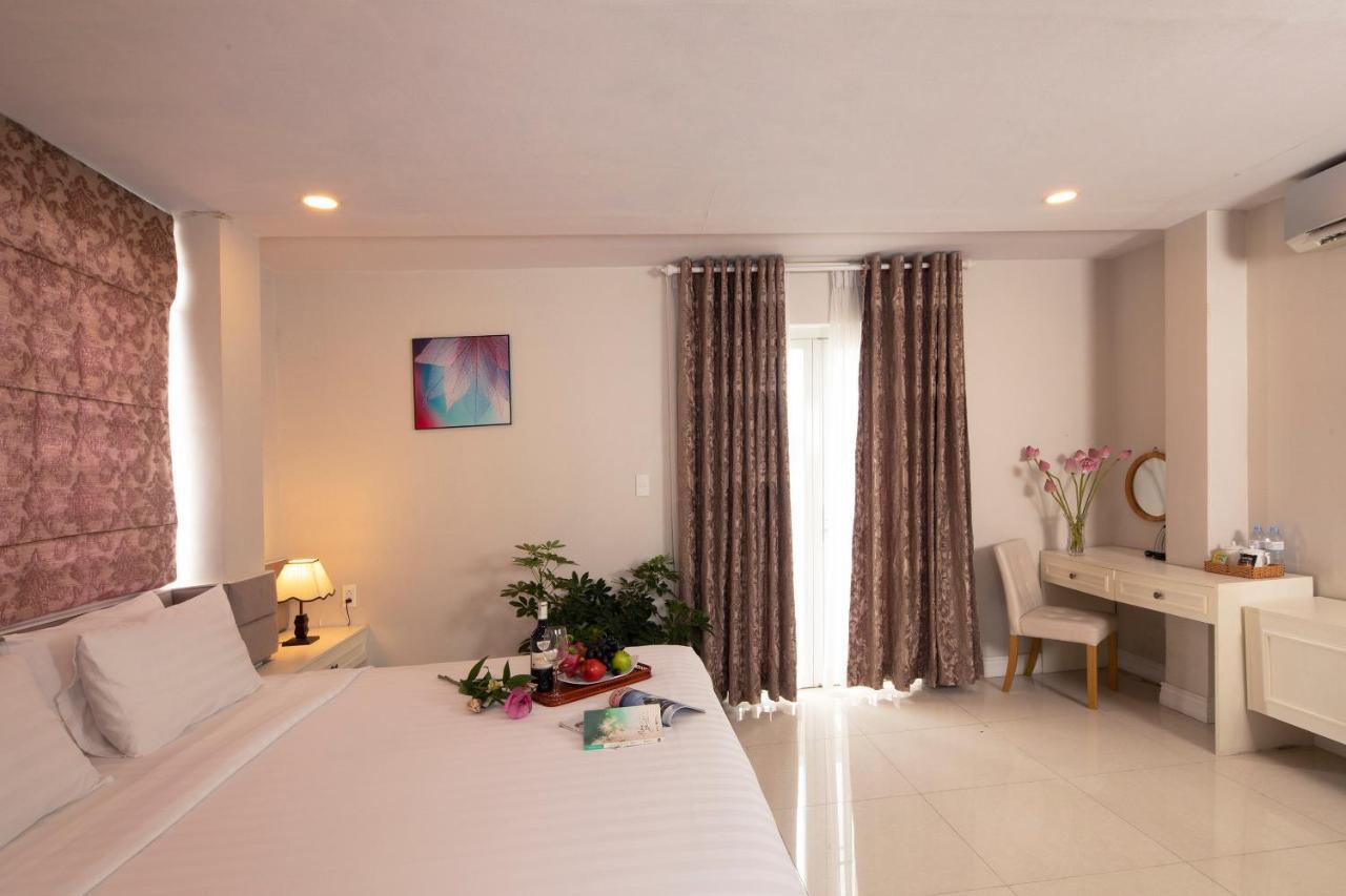 Sunshine Boutique Phu My Hung Hotel
