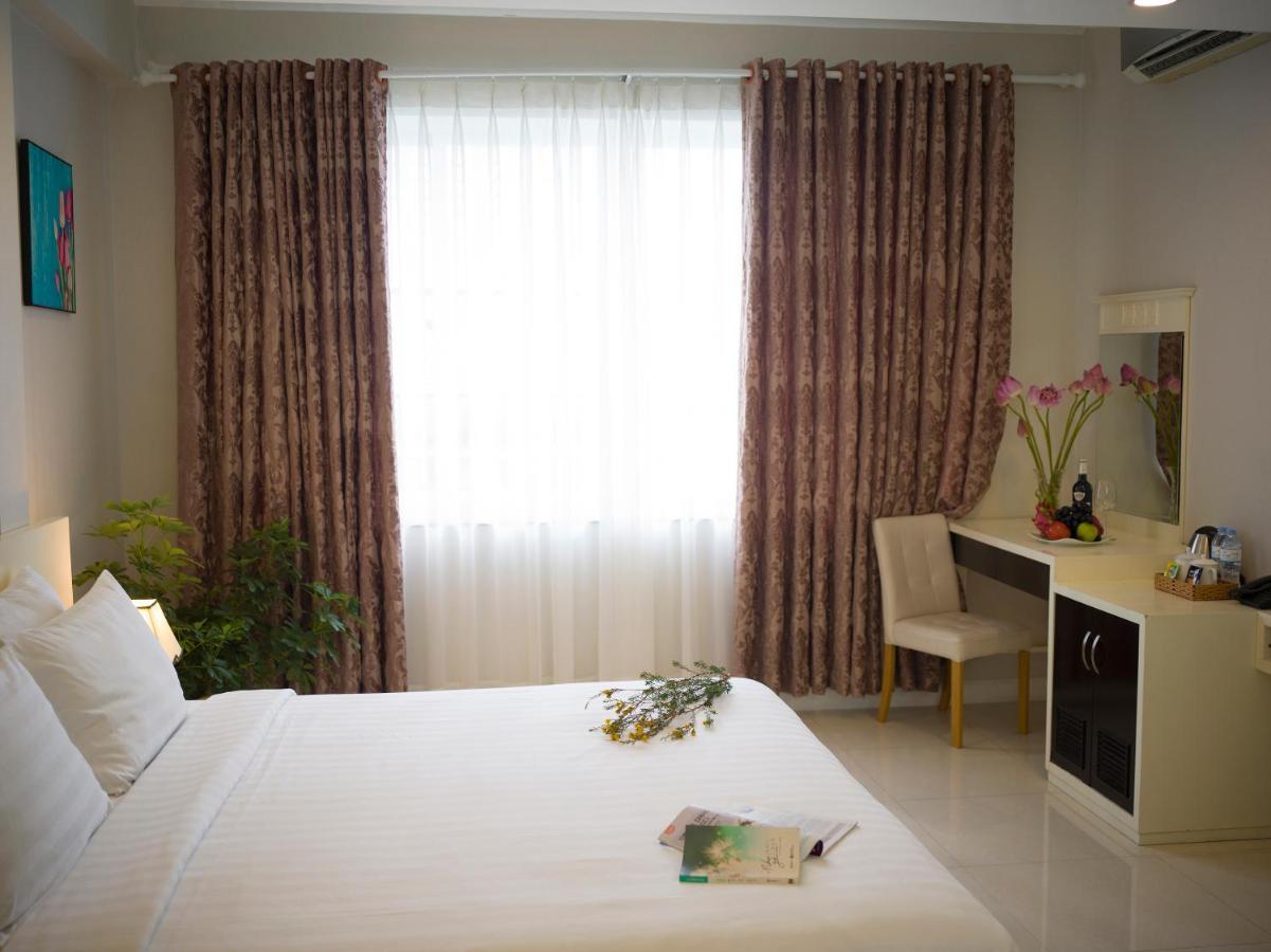 Sunshine Boutique Phu My Hung