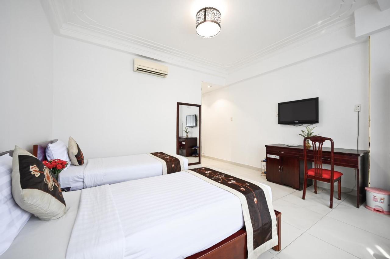Tn Hotel 2*