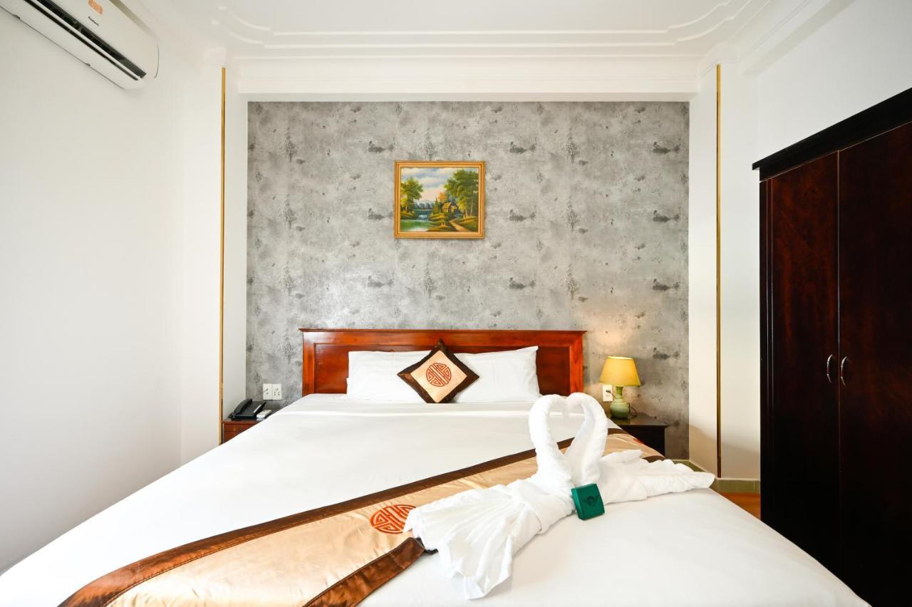 Tn Hotel 2*