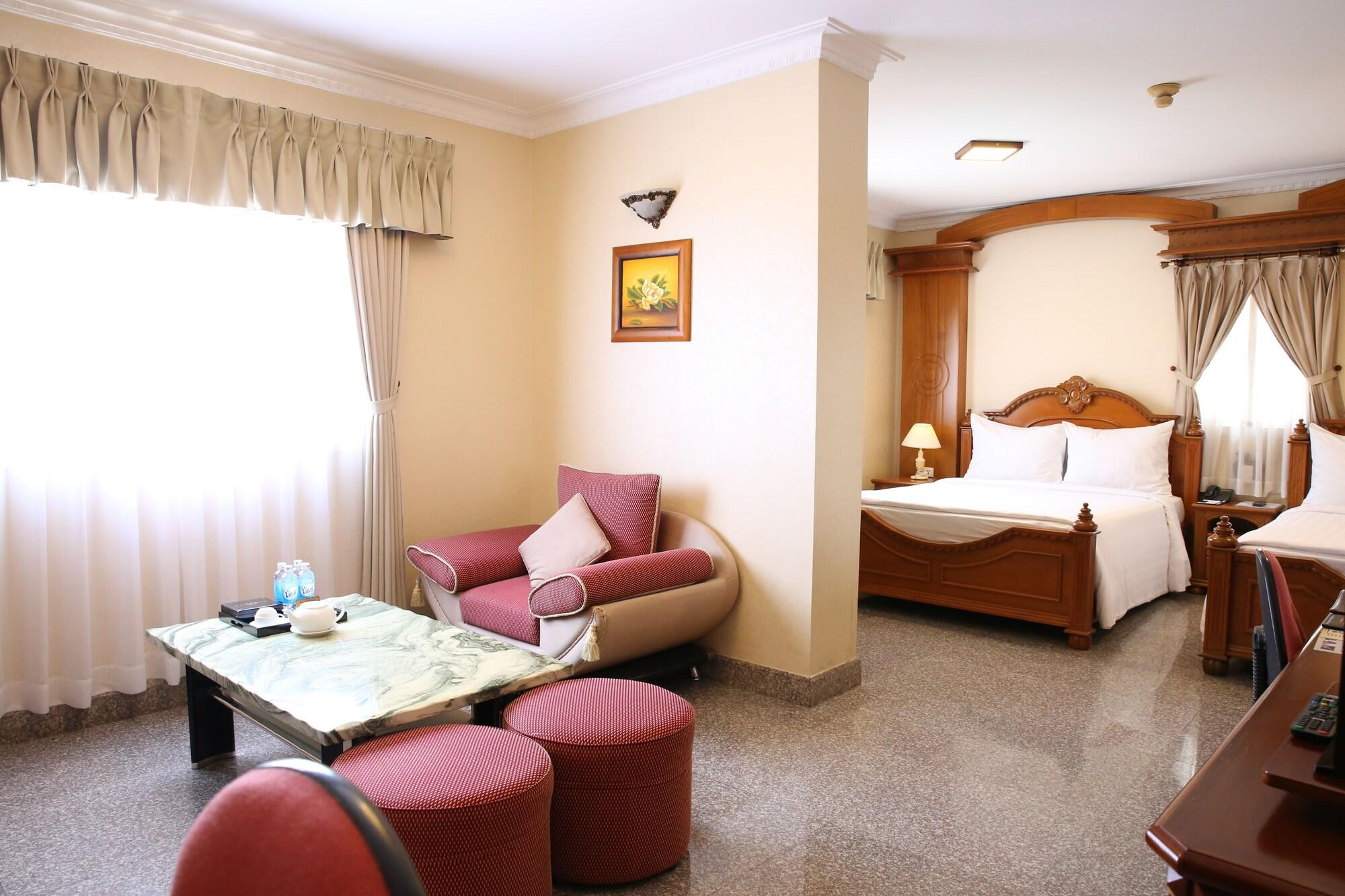 Silverland Hotel 4*