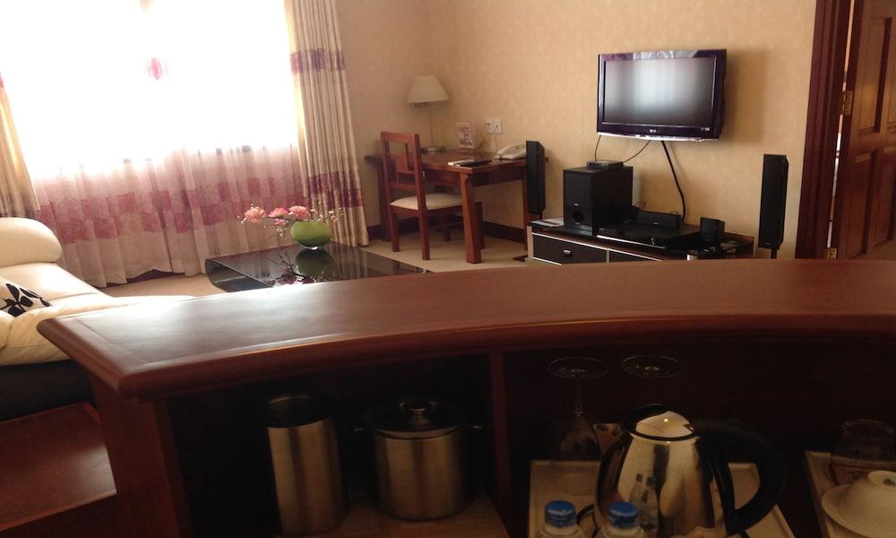 Dong Khanh Hotel 3*