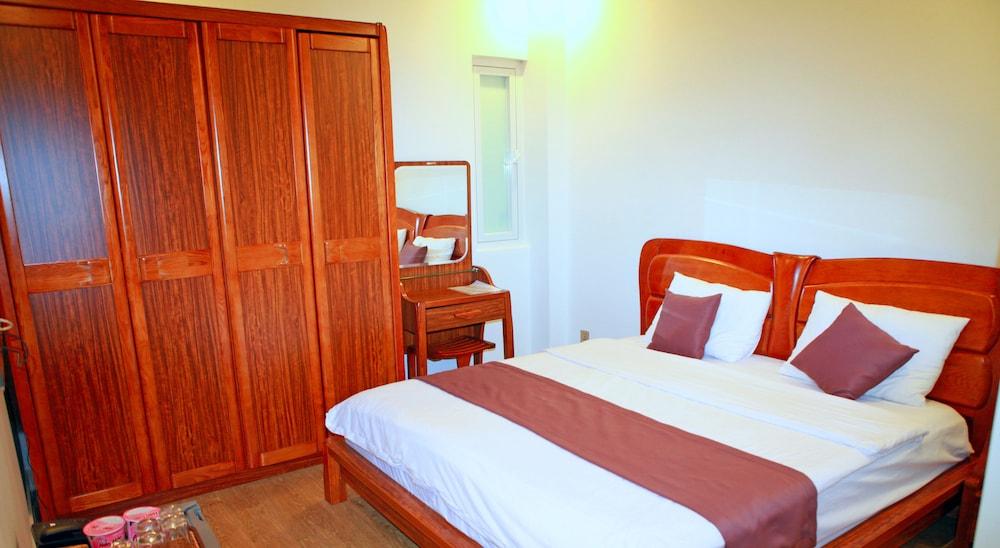 Spring Airport Hotel