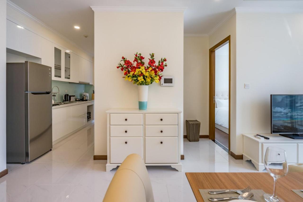 Luxury Vinhomes Central Park Humi Homes *