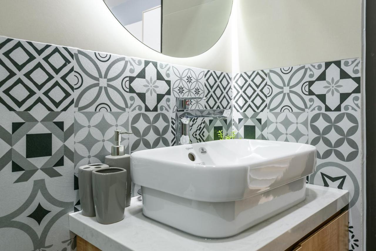 Apartment Cozrum Homes - Summer's House Ho Chi Minh City