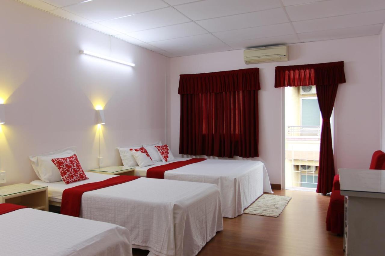 Quang Saigon Hotel- 40-7 Bui Vien-walking Street Guest house Ho Chi Minh City