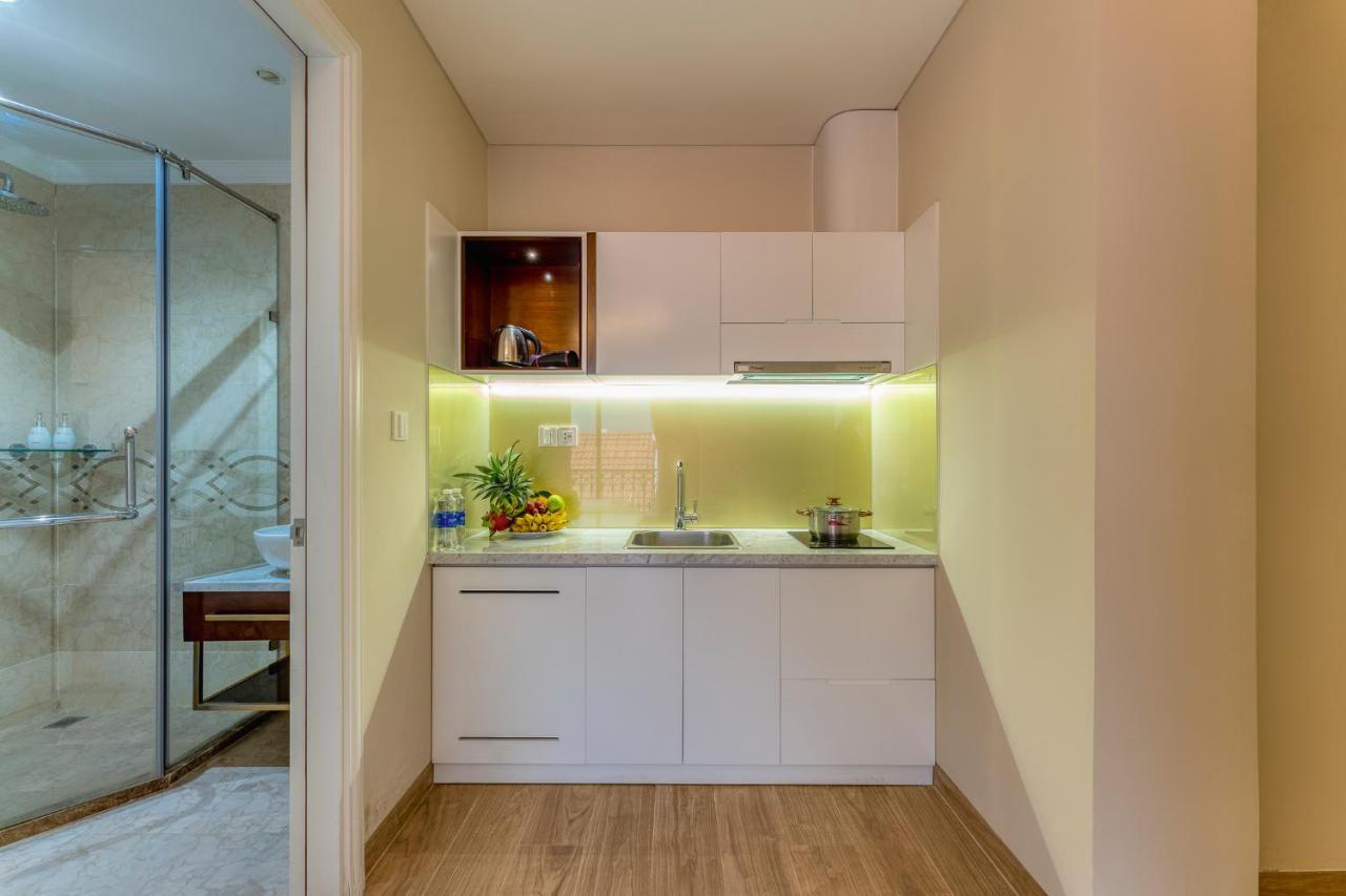Golden Tree Apartment *