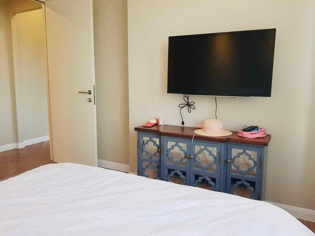 Airy & Beauty 2br - Masteri Thao Dien - Free Pool & Gym, Netflix Apartment *
