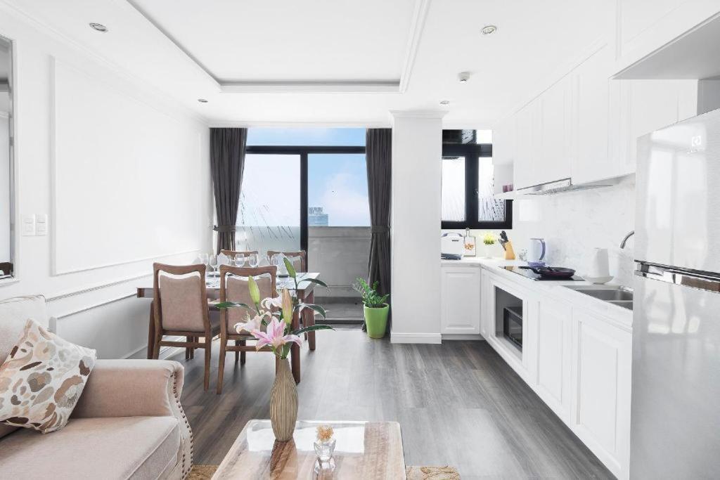 Capella The One Apartment *