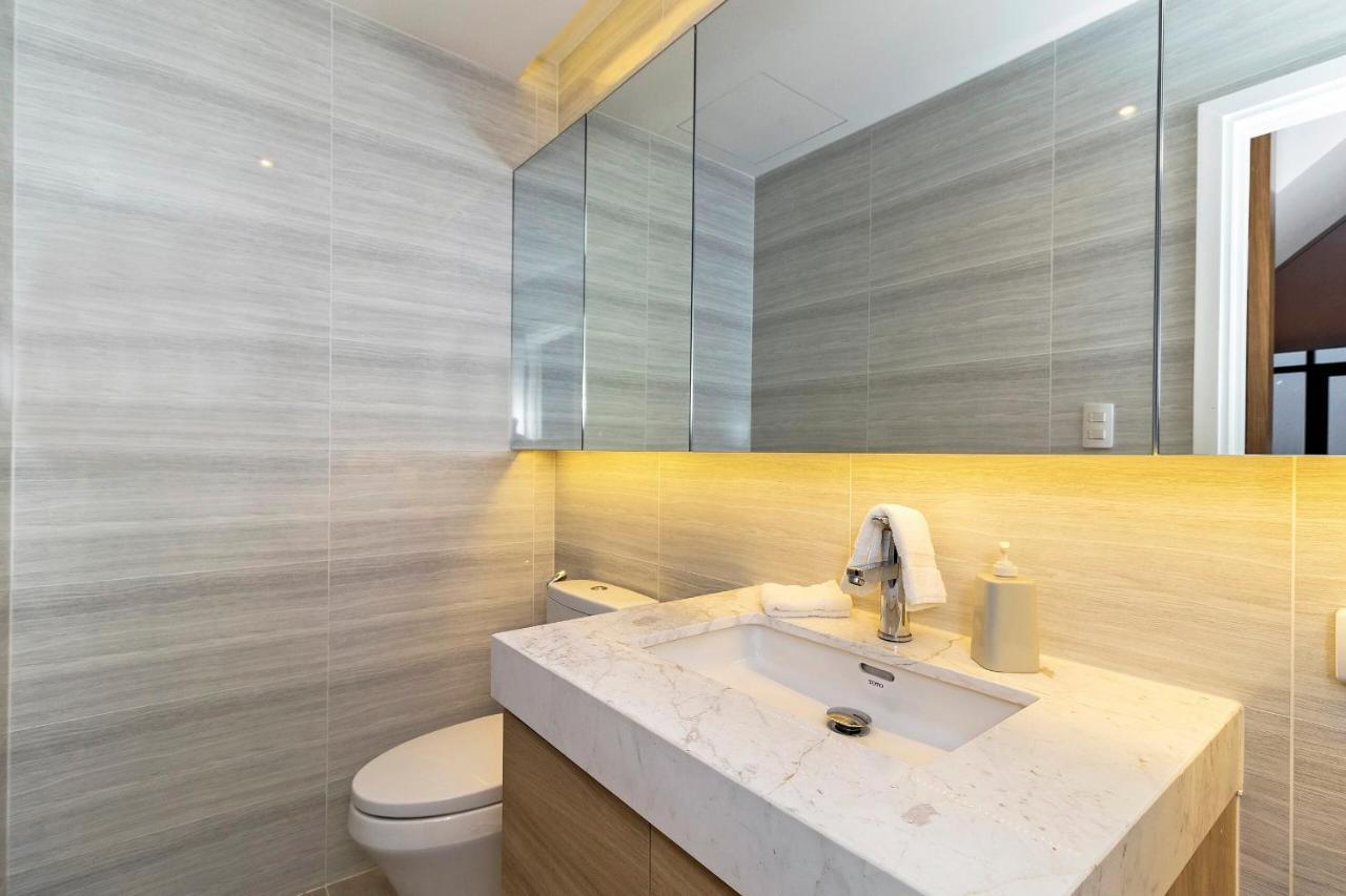 Capella The One Apartment *