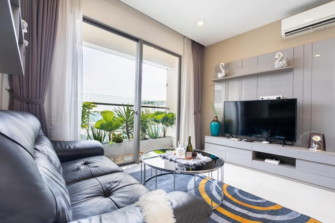 Zo Millennium - Free Pool For 2br, 3br Only *