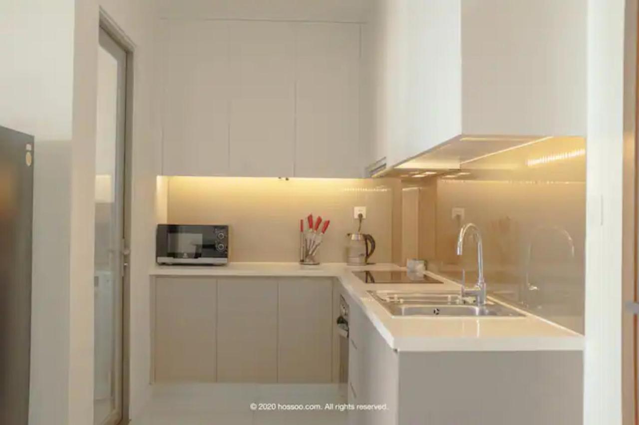 Apartment Saigon Genius - Masteri Millennium *