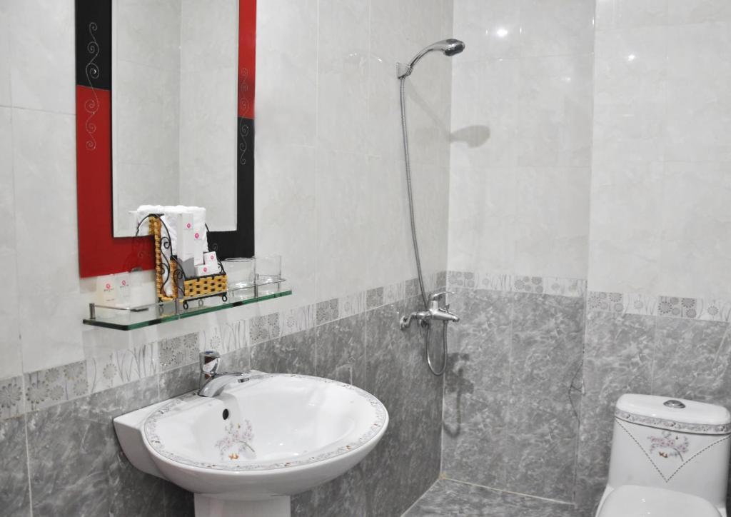 Palm - Hoang Dung Hotel