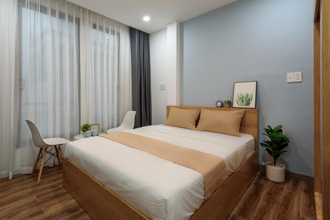 Cozrum Homes - Graceful Corner Apartment Ho Chi Minh City
