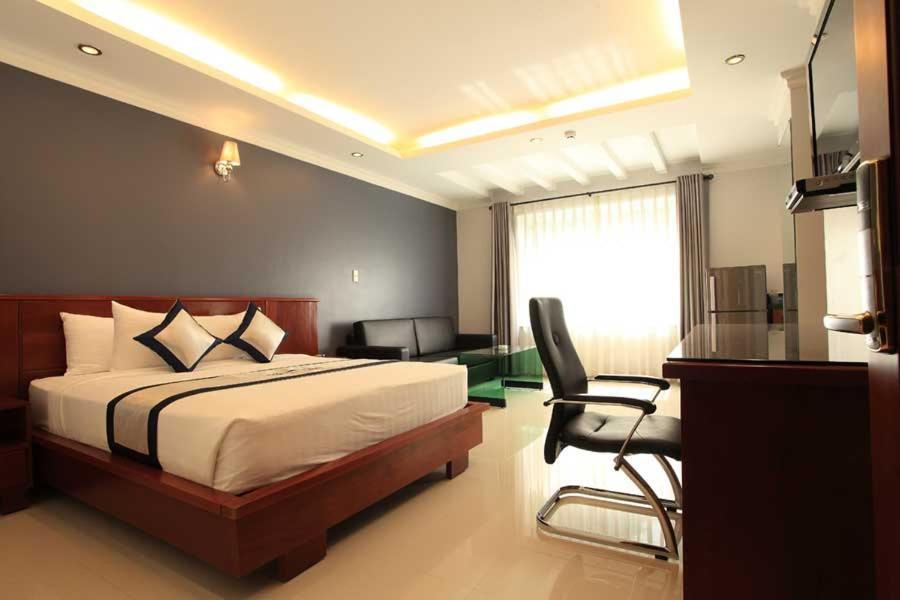 Opera Hotel 3*