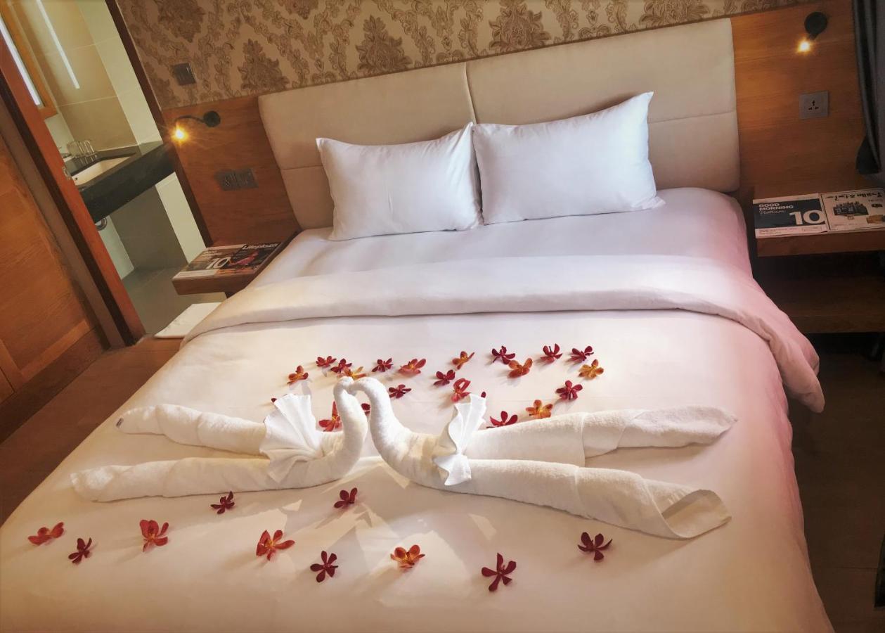 Imperial Saigon Hotel 3*