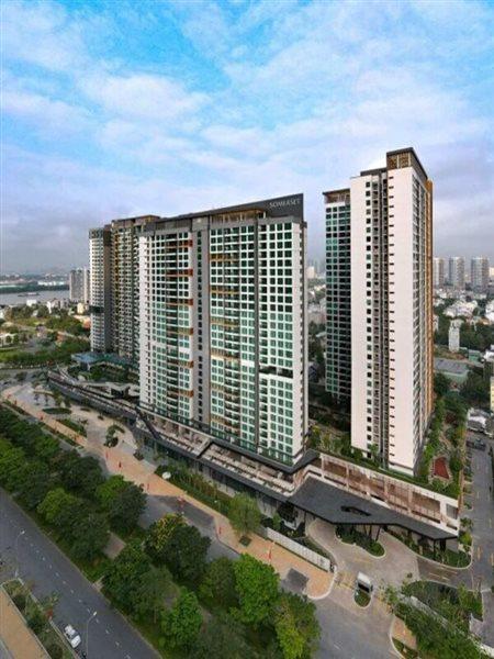 Somerset Feliz Apartment *