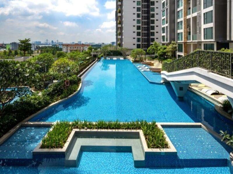 Apartment Somerset Feliz *