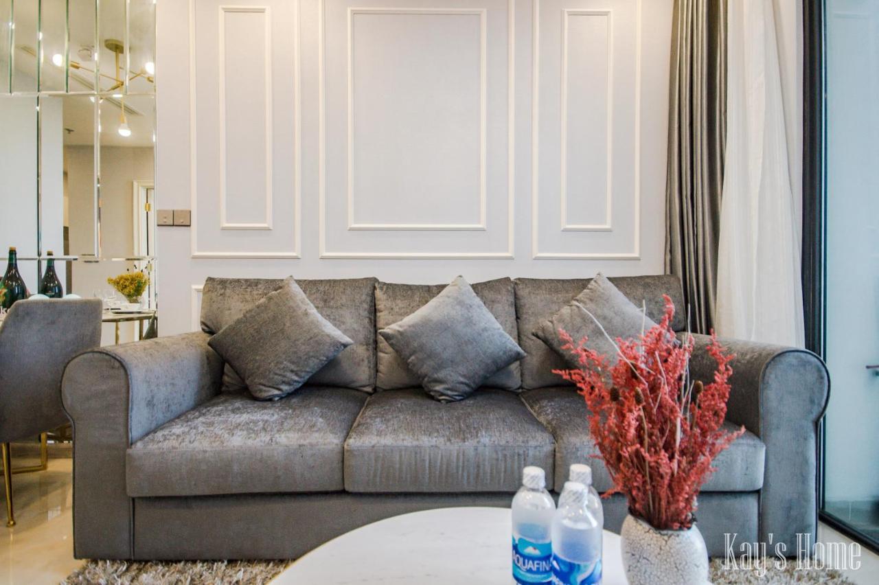 Vinhomes Premium Khách sạn hẻo lánh
