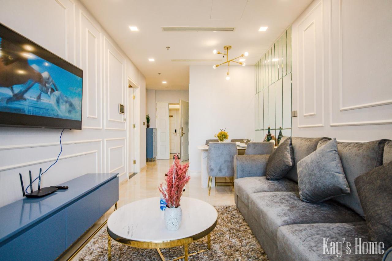 Khách sạn hẻo lánh Vinhomes Premium *