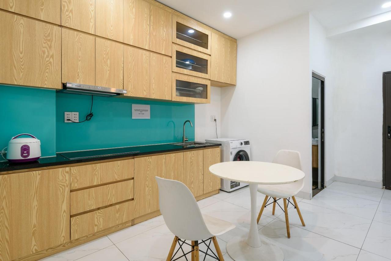 Apartment Cozrum Homes - Graceful Corner Ho Chi Minh City