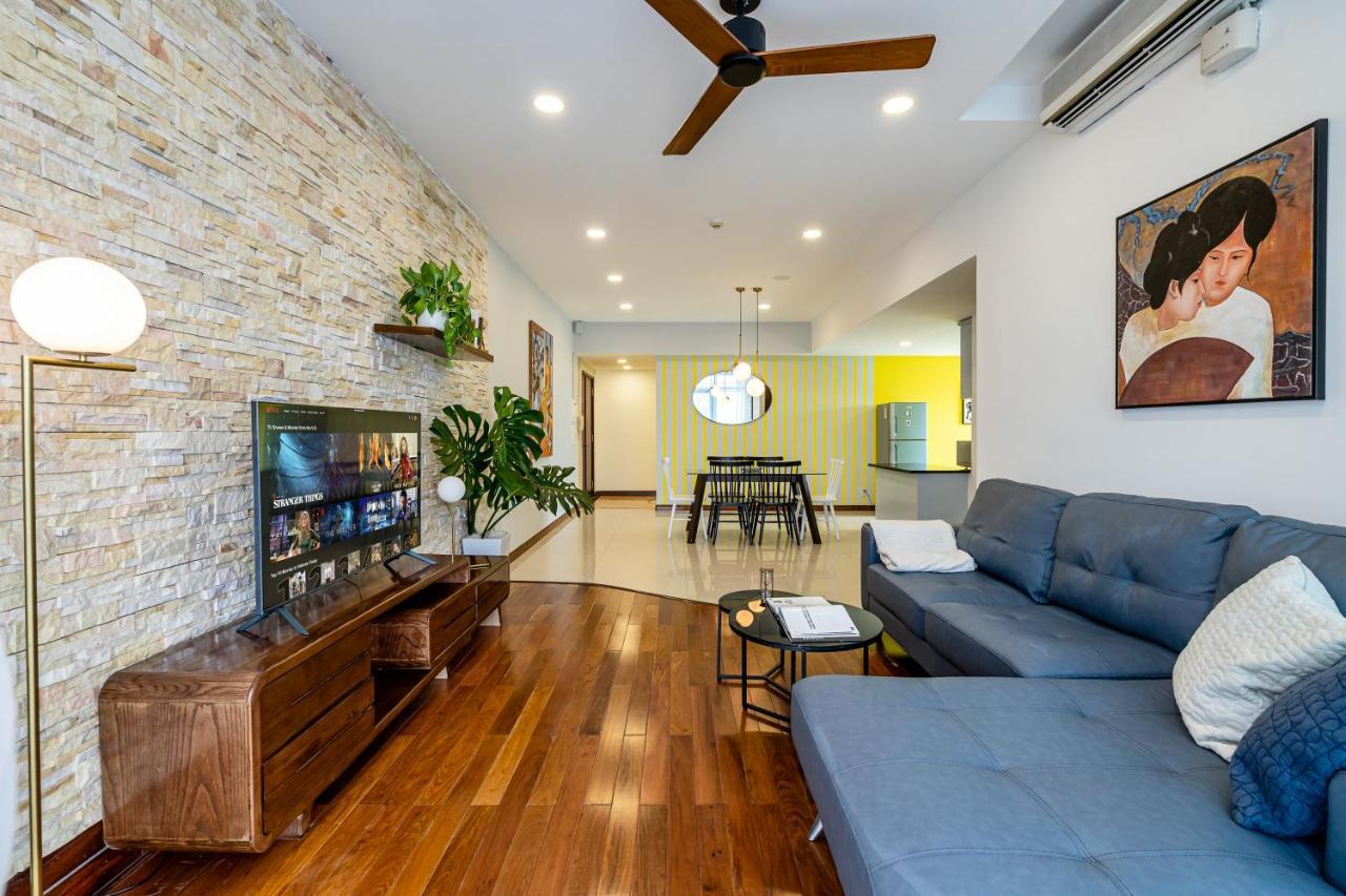 Spacious For Group And Family - Sailing Tower Apartment