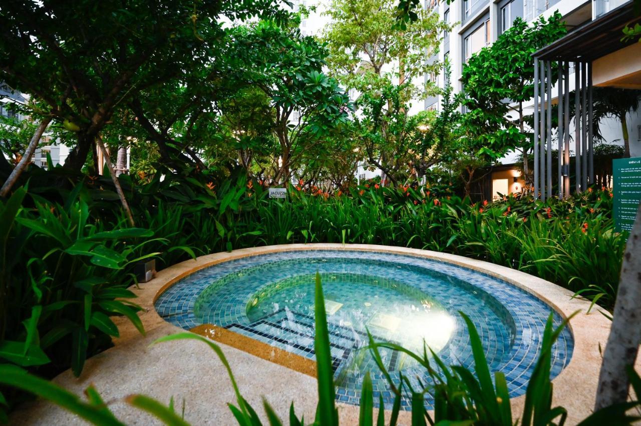 Estella Heights Saigon View 2br & Pool, * Ho Chi Minh City