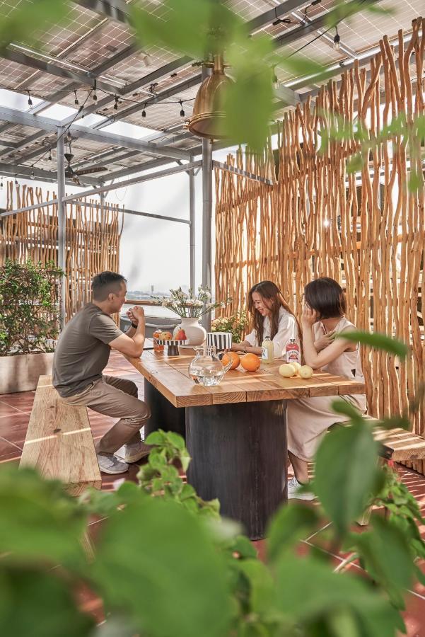 M Village Living Tran Nao *