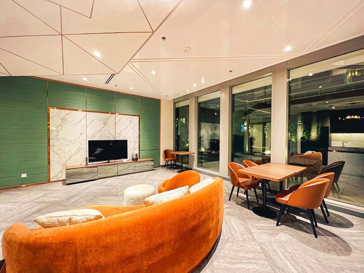 Vii - Empire Apartment *