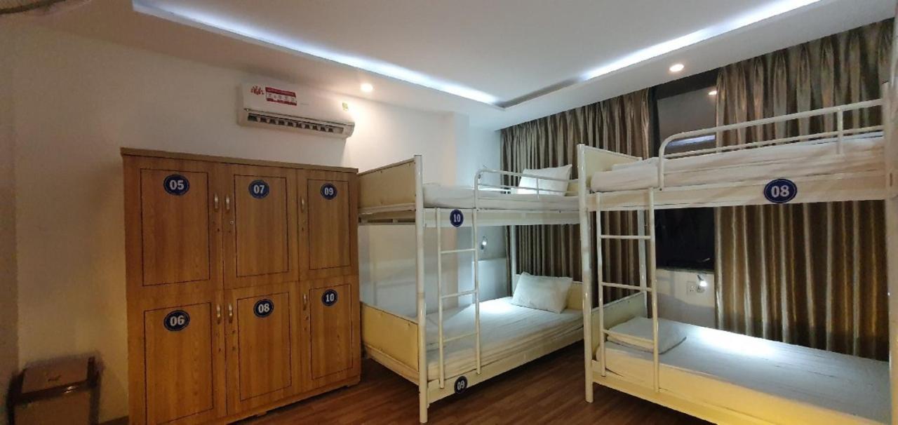 Hostel Backpackers *
