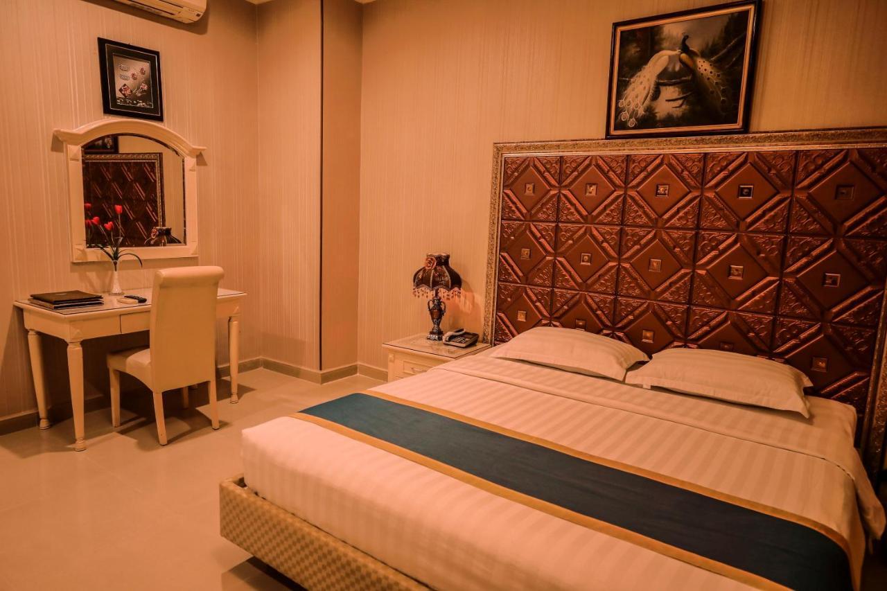 700 Fortune Hotel 2*