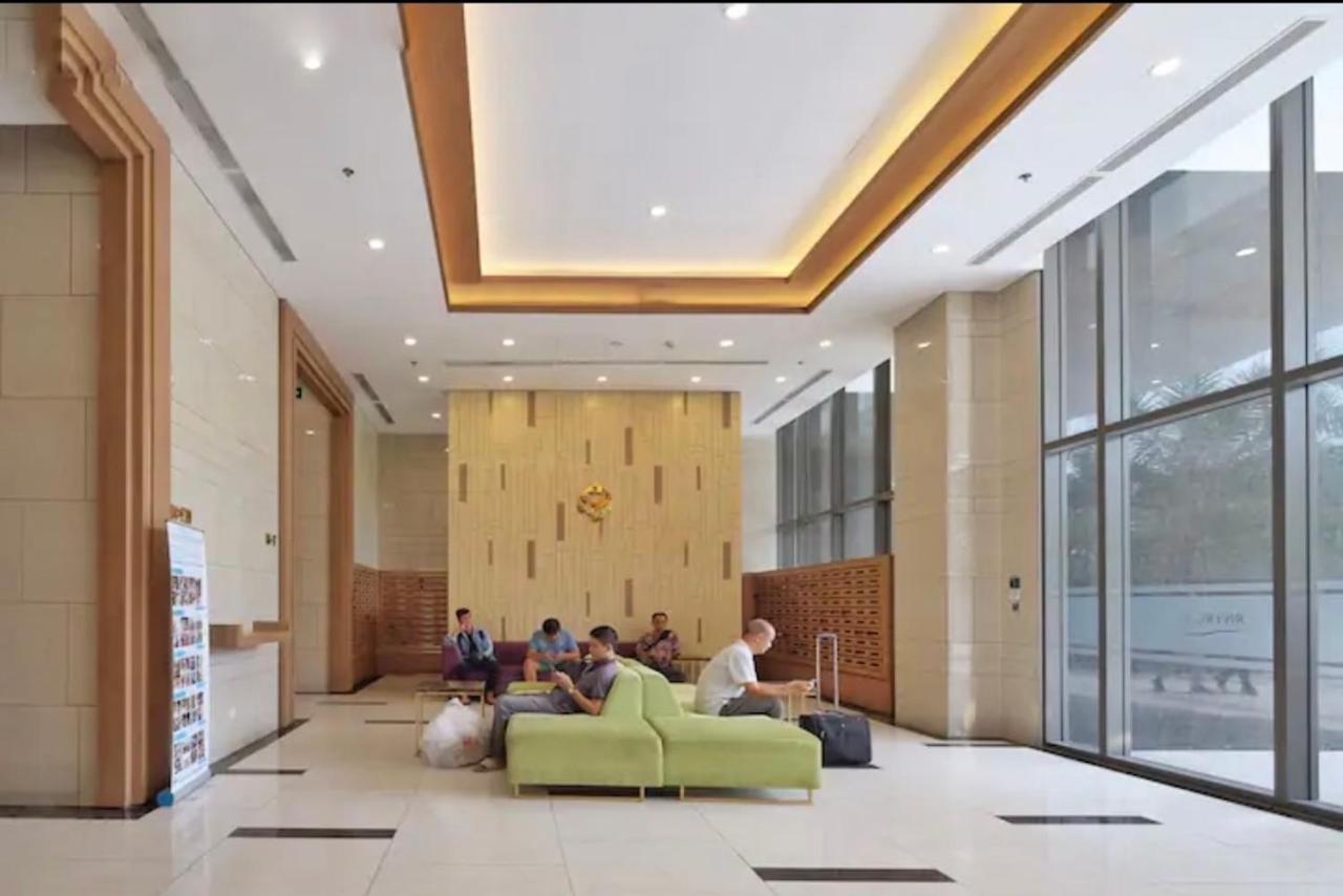 Zo River Gate - Free Pool Apartment Ho Chi Minh City