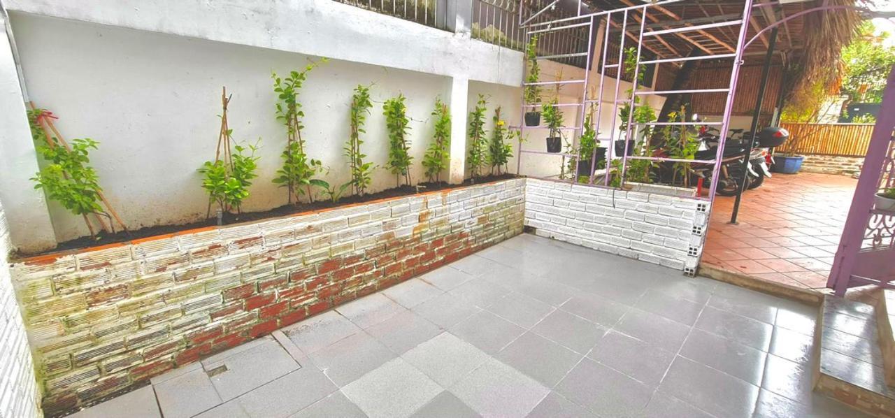 Gem 67, Biet Thu 15 Phong Co Ho Boi Lon Villa