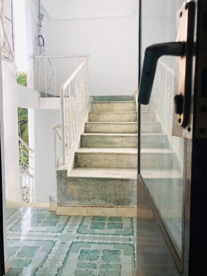 Villa Gem 67, Biet Thu 15 Phong Co Ho Boi Lon *