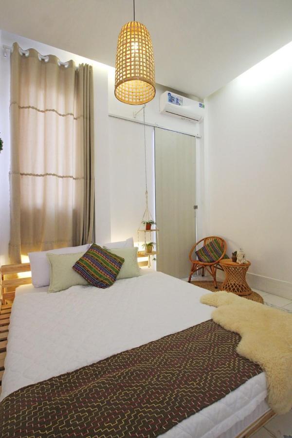 Villa Gem 67, Biet Thu 15 Phong Co Ho Boi Lon *