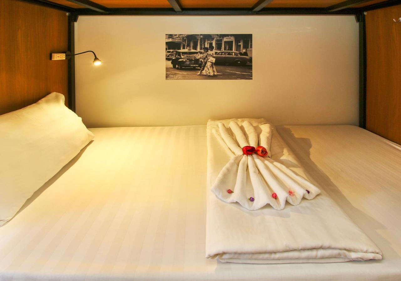 Hostel Away