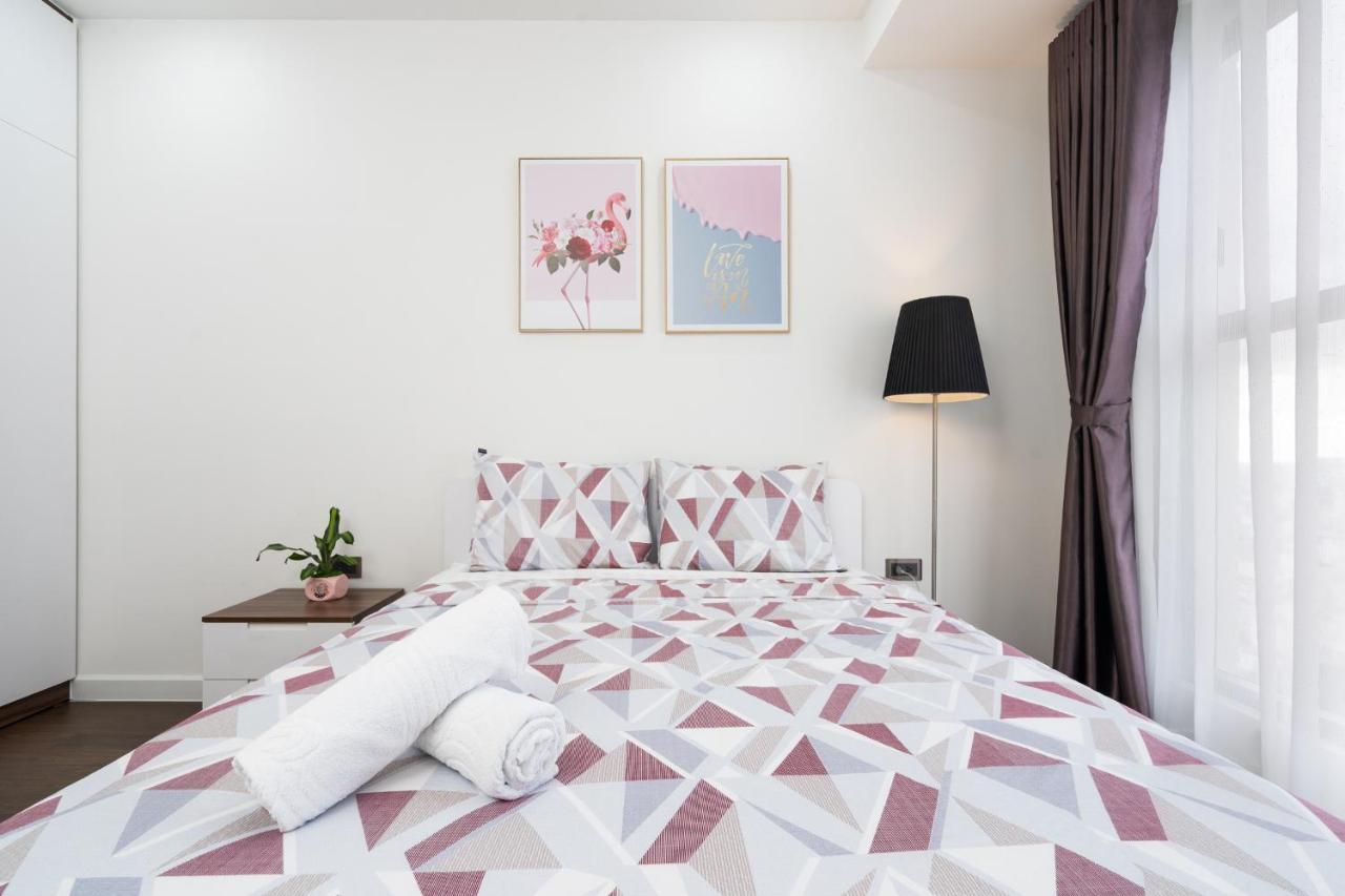3br-high Fl-saigon Royal-hana's Apart-5