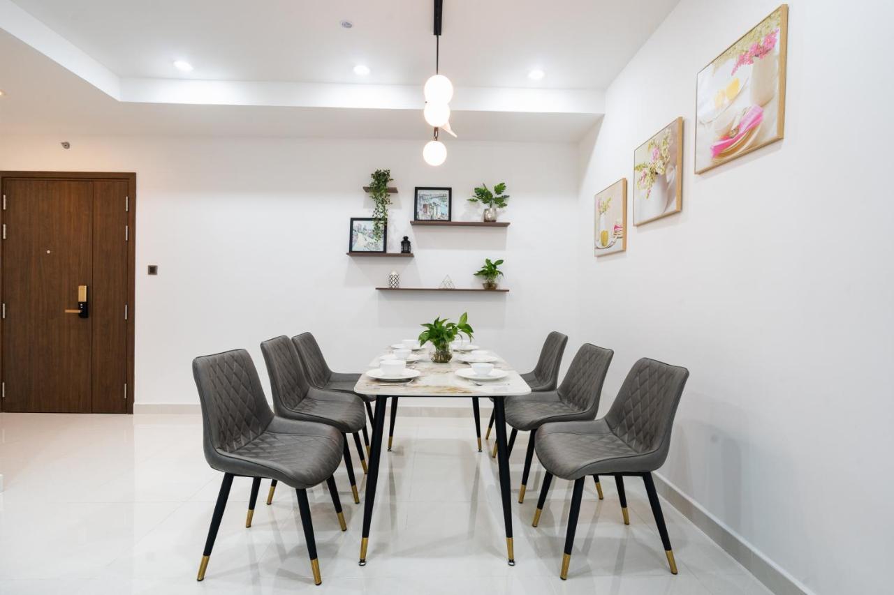 Aparthotel 3br-high Fl-saigon Royal-hana's Apart-5 Ho Chi Minh City