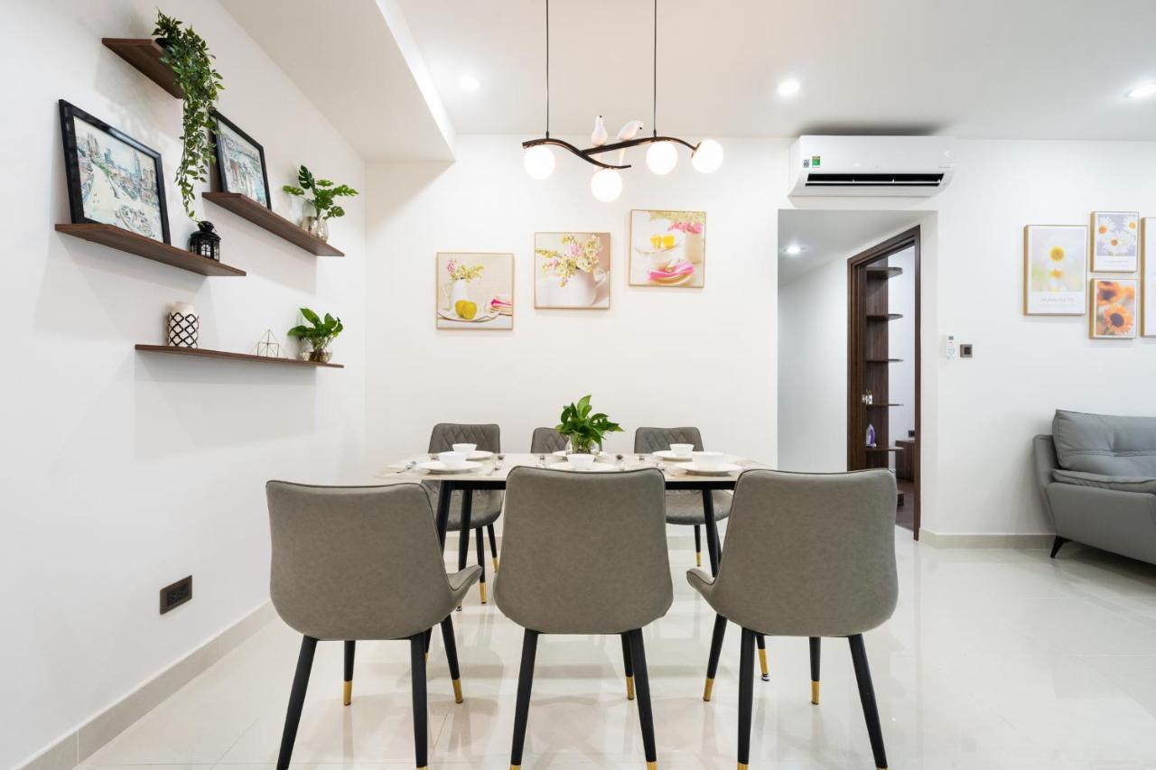 3br-high Fl-saigon Royal-hana's Apart-5 * Ho Chi Minh City