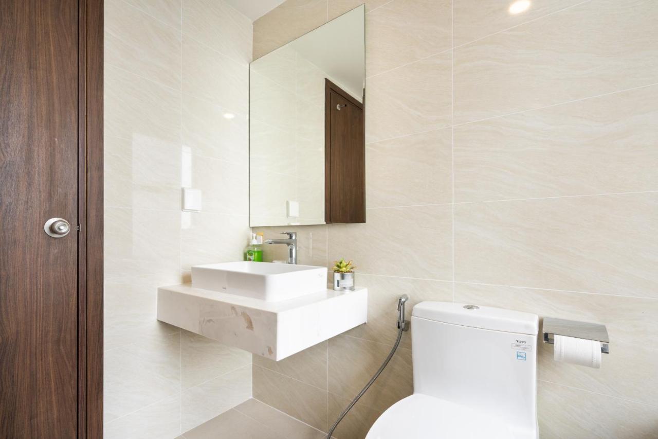 3br-high Fl-saigon Royal-hana's Apart-5 Ho Chi Minh City