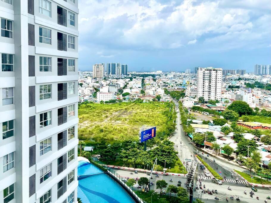 Sunrise View - Comfortable With Free Pool & Gym Apartment