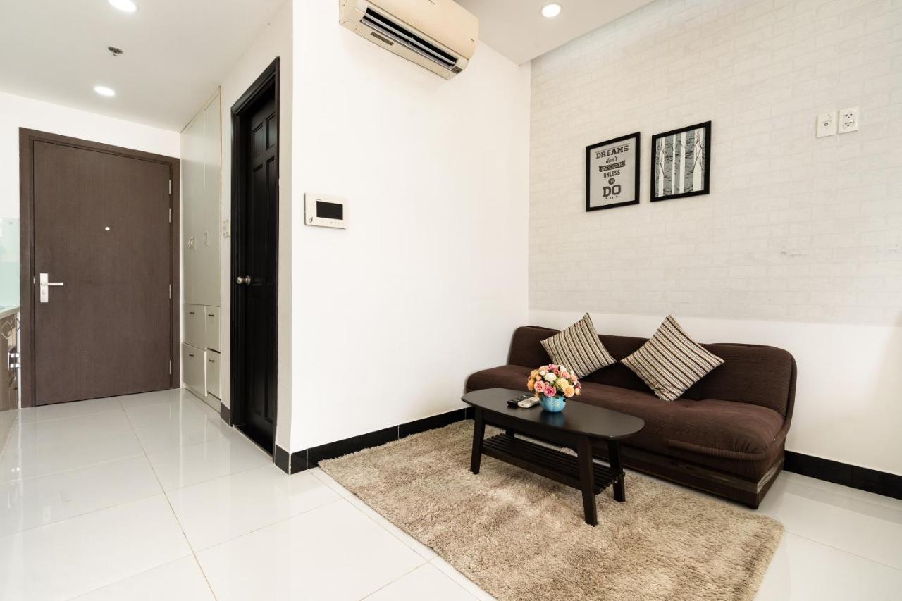 Chau - Infinity Pool- Ben Thanh Apartment