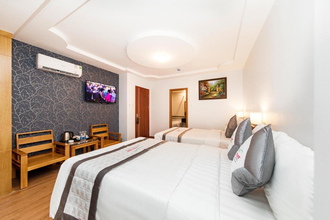 Reddoorz Yen Nam Hoang Van Thu 3* Ho Chi Minh City