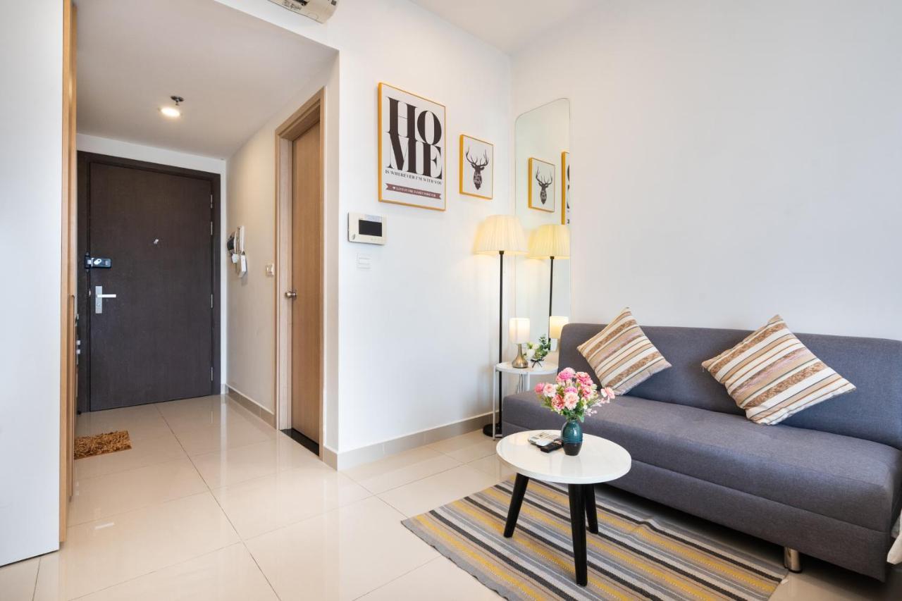 Chau - Infinity Pool- Ben Thanh Apartment