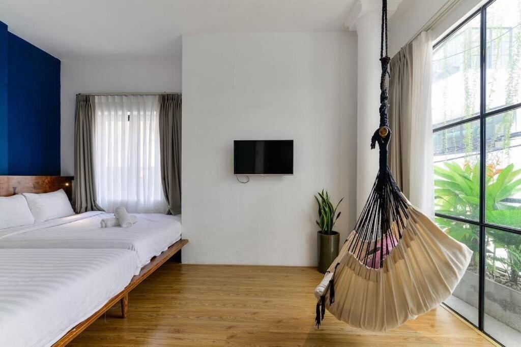 Hotel Leaf Signature - La Group Ho Chi Minh City