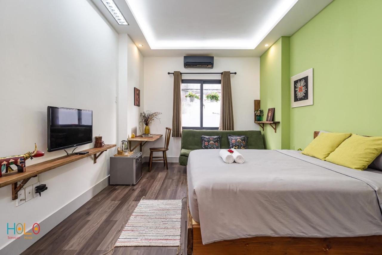 Holo Saigon - Serviced Homestay