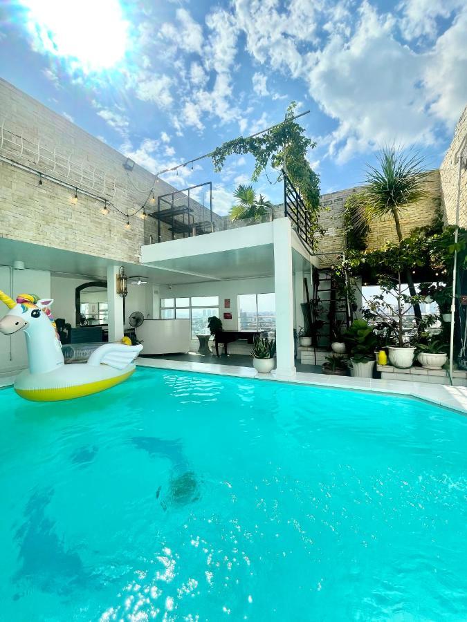 White Penthouse-rooftop Pool Private -central * Bandar Ho Chi Minh
