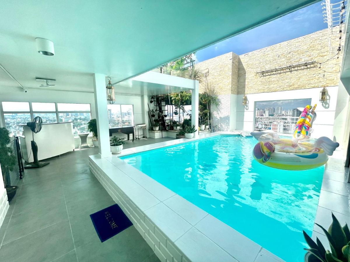 White Penthouse-rooftop Pool Private -central *